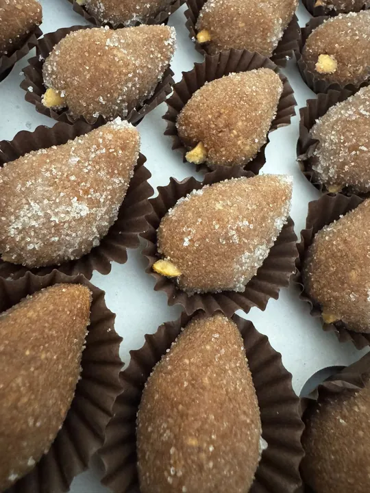 Salgados & doces para festas · Limonge Gourmet